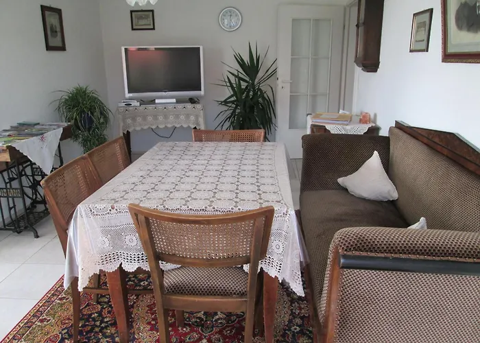 Ferienwohnung-streutalblick 플라던겐